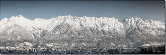 Innsbruck mit Nordkette im Winter (Pan 27)